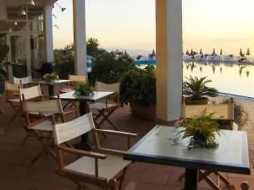 Отель San Leonardo Vibo Eventi E Congressi 4*