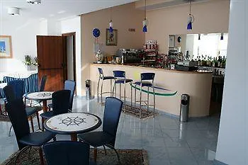 San Leonardo Vibo Eventi E Congressi Отель