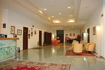 San Leonardo Vibo Eventi E Congressi Отель 4*