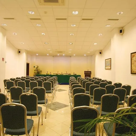 Отель San Leonardo Vibo Eventi E Congressi 4*