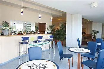 Hotel San Leonardo Vibo Eventi E Congressi 4*