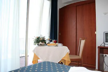 San Leonardo Vibo Eventi E Congressi 4*